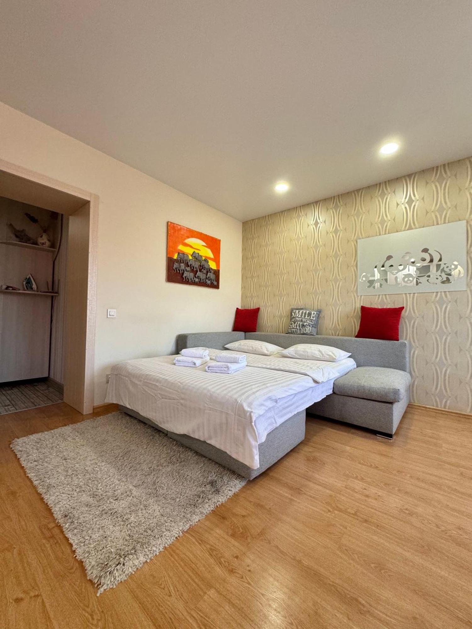 Apartpoltava Затишна 1-Кімнатна Студія,Новобудова В Самому Центрі Міста, Банківський Чек Luaran gambar